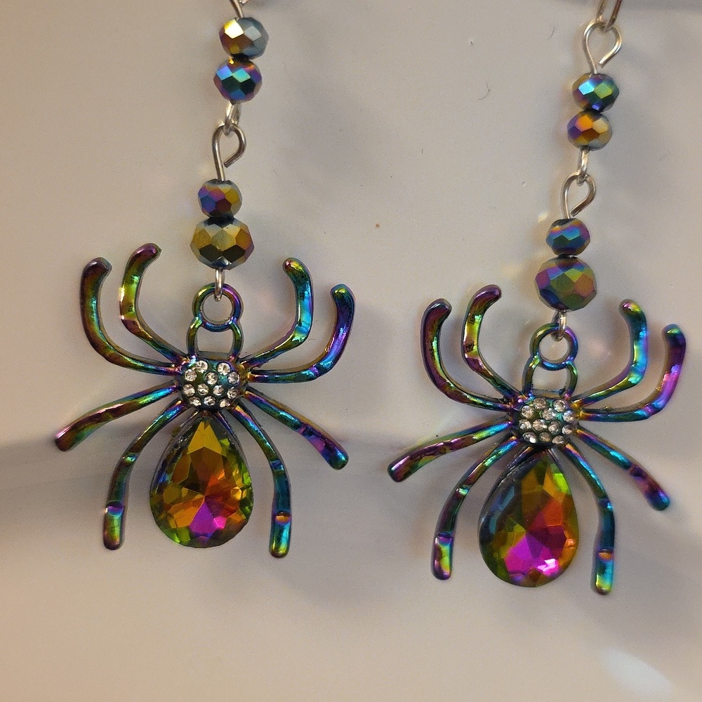 Irridescent Spider Earrings SPOOKY #2 - Picture 6 of 7